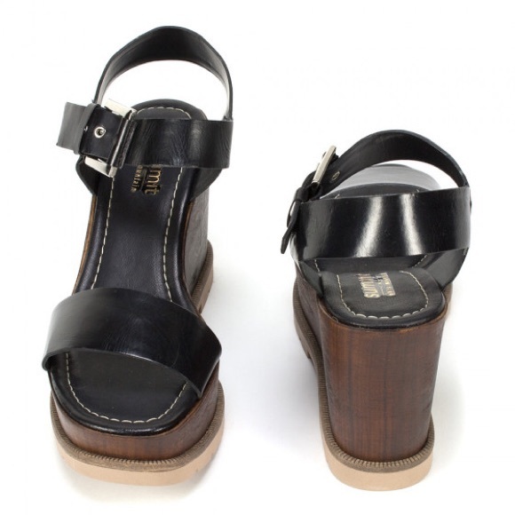 Black Italian Leather Wooden Platform Wedge Sandal - Picture 3 of 6